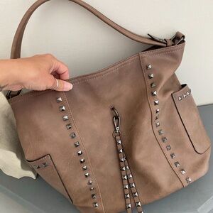 “Sam & Hadley” Gunmetal HOBO- Purse/Bag (Taupe)